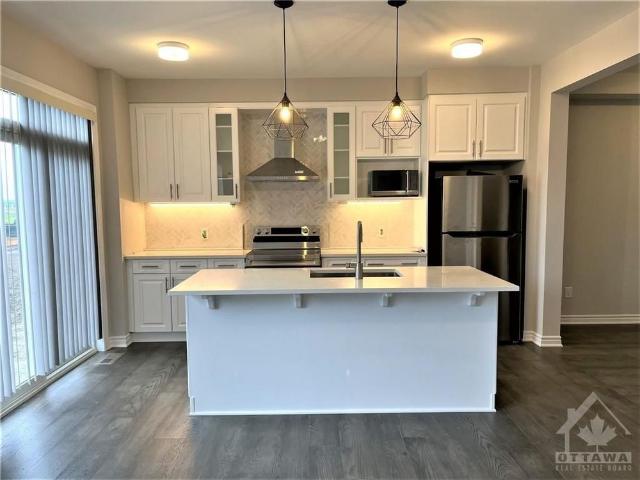Townhouse for rent in Connections in Kanata, Ottawa