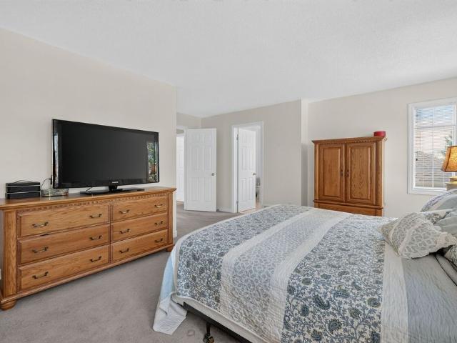 House for rent in Queenswood Heights, Ottawa