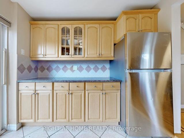 House for rent in Mineola, Mississauga