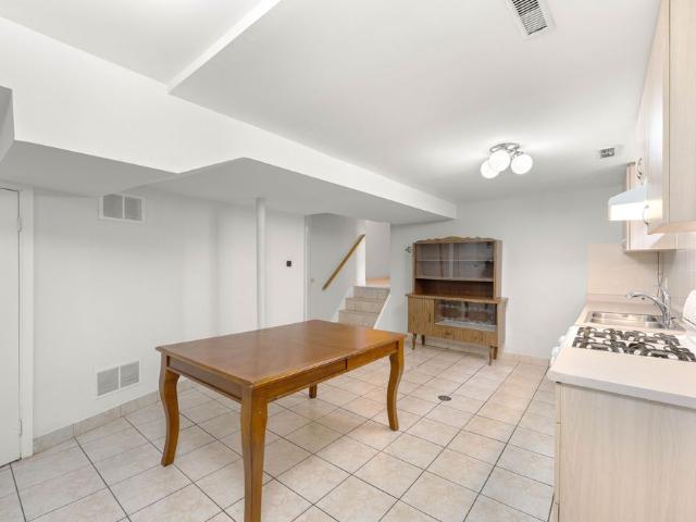 Apartment for rent in Woburn, Ontario