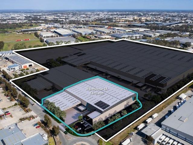 Warehouse for rent in Dandenong Industrial Estate, Melbourne