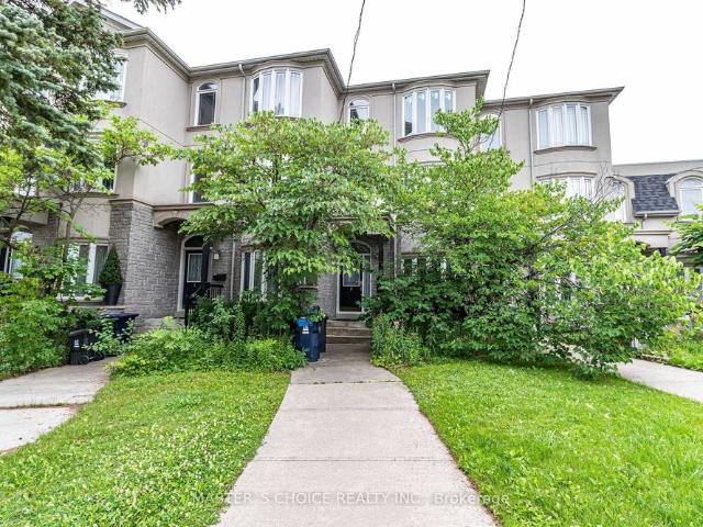 Townhouse for rent in Willowdale, Toronto