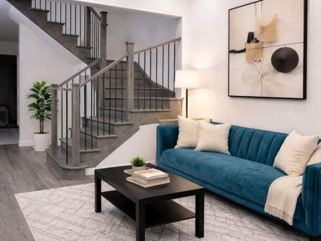 Townhouse for rent in Ancaster, Ontario