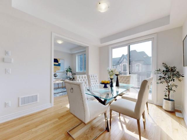 Townhouse for rent in Oakville, Ontario