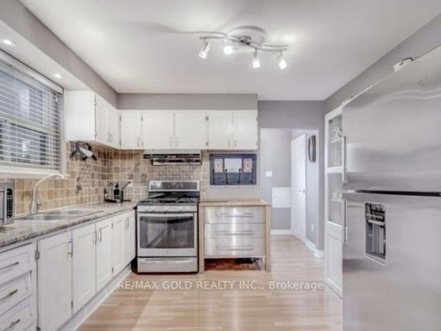 House for rent in Humber River—Black Creek, Toronto