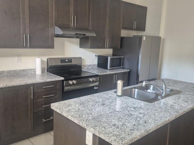 House for rent in Georgina, Ontario