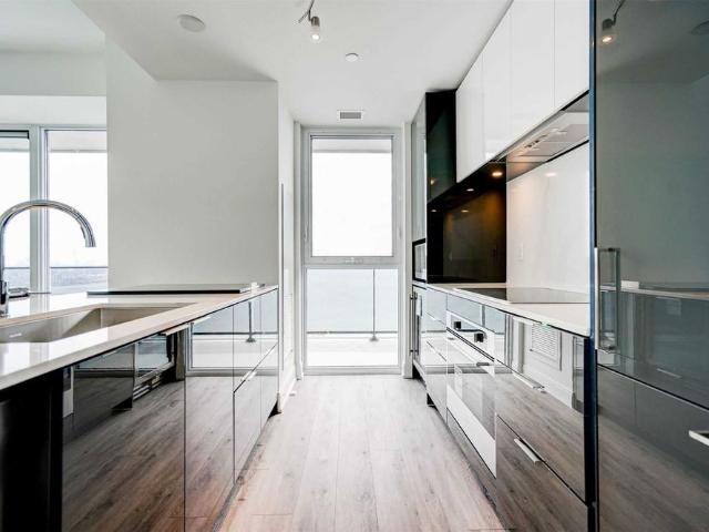 Apartment for rent in Etobicoke—Lakeshore, Toronto