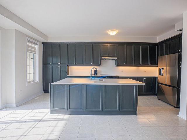 Townhouse for rent in Brampton, Golden Horseshoe