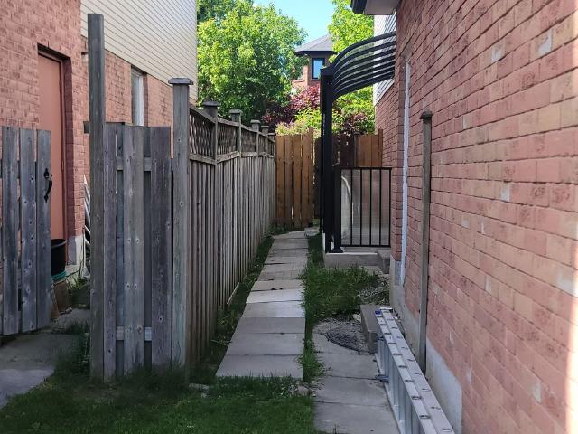 Apartment for rent in Whitby, Golden Horseshoe