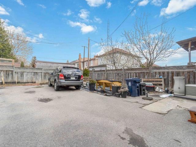 House for rent in Woburn, Ontario