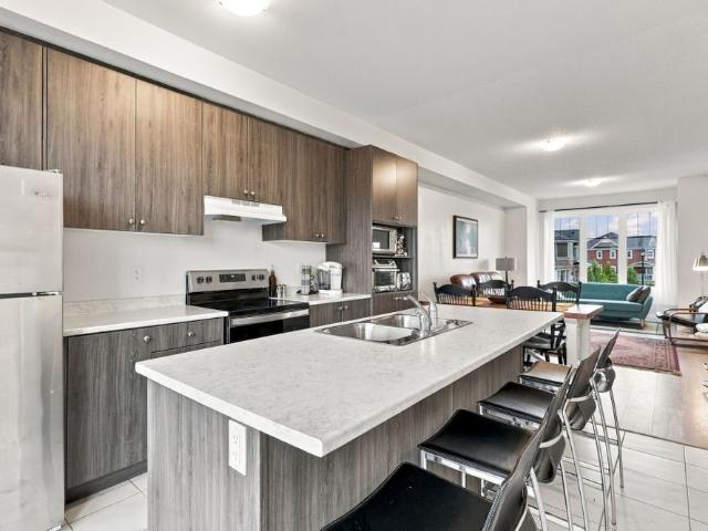 Townhouse for rent in Georgian Sands, Wasaga Beach