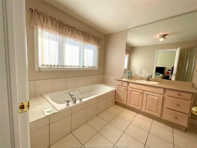 House for rent in Maidstone, Ontario