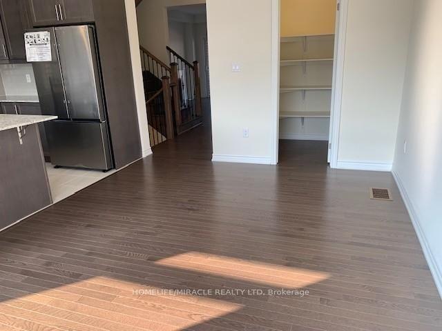 Townhouse for rent in Georgina, Ontario