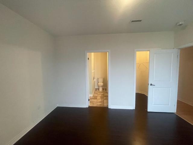 Apartment for rent in York, Ontario