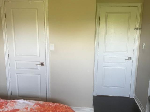 Townhouse for rent in Ancaster, Ontario