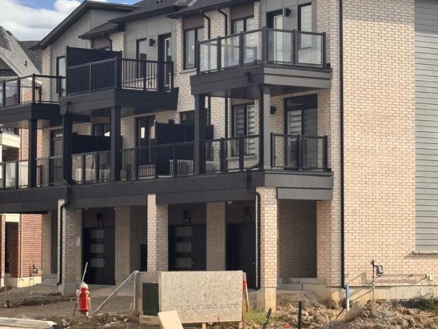Townhouse for rent in Brampton, Golden Horseshoe
