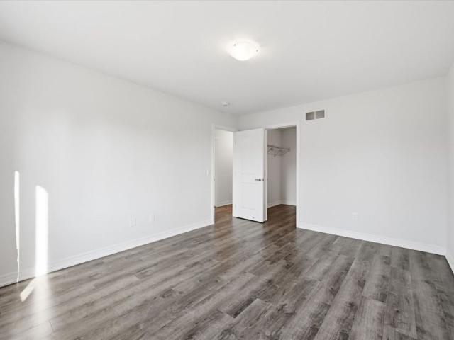 Townhouse for rent in Ancaster, Ontario