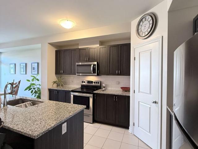 Townhouse for rent in Russell, Ontario
