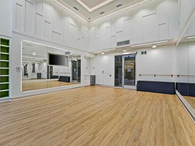 Apartment for rent in Richmond Hill, Golden Horseshoe