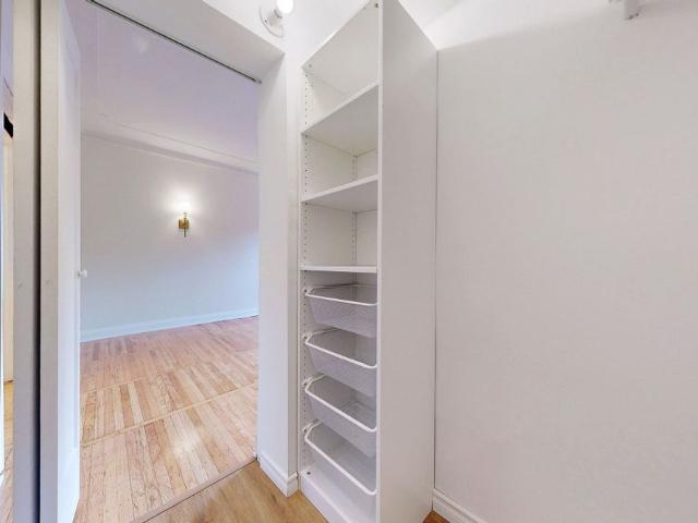 Apartment for rent in Ancaster, Ontario