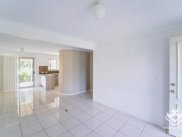 Townhouse for rent in Toombul, Queensland