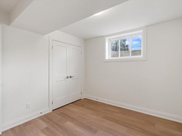 Room for rent in Niagara Falls, Ontario