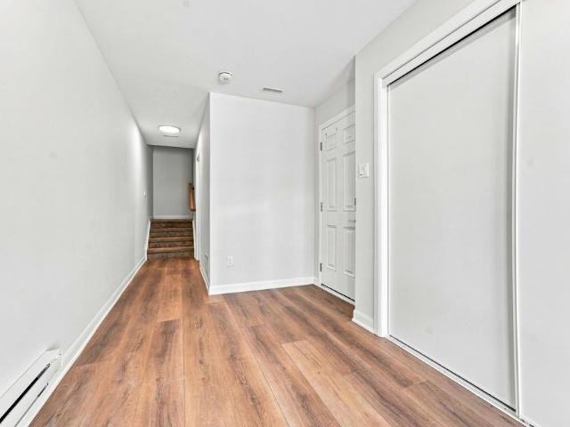 Townhouse for rent in Mulhurst Bay, Ontario