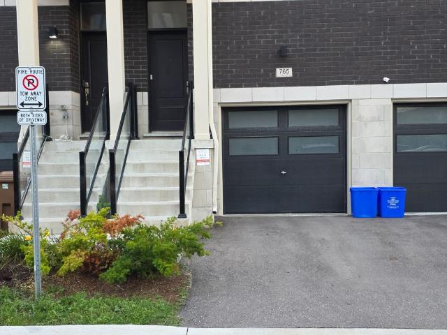 Townhouse for rent in Durham, Ontario