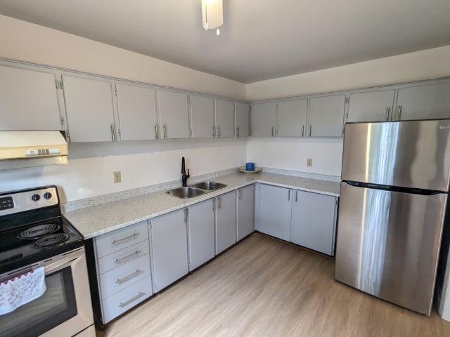 Apartment for rent in Fairport Beach, Pickering