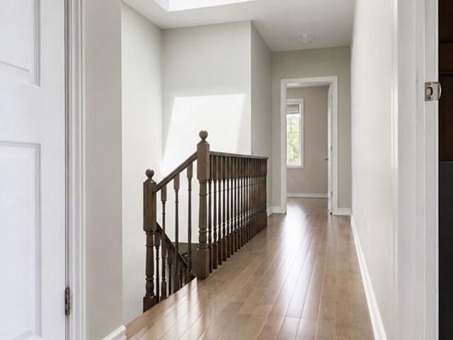 Townhouse for rent in Richmond Hill, Golden Horseshoe
