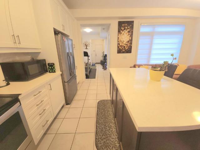 Townhouse for rent in Georgina, Ontario