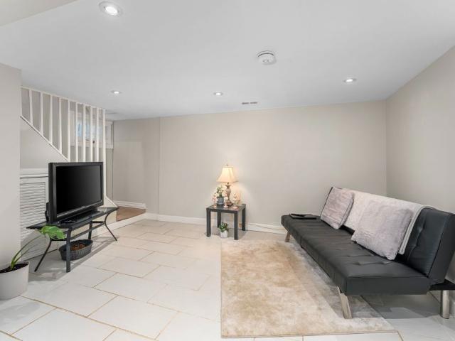 Apartment for rent in Barrie, Central Ontario