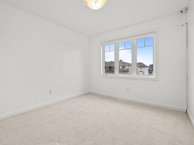 Townhouse for rent in Mulhurst Bay, Ontario