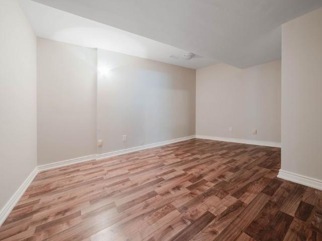 Apartment for rent in Woodbridge, Vaughan