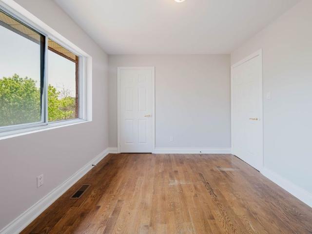 Apartment for rent in Woodbridge, Vaughan