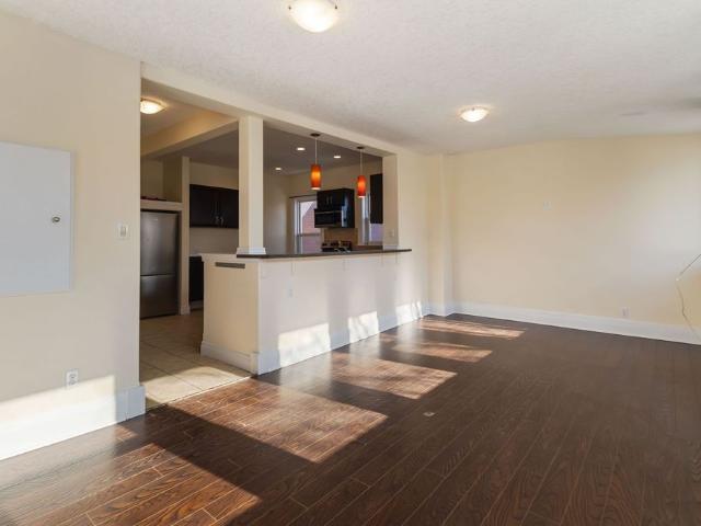 Room for rent in London, Southwestern Ontario