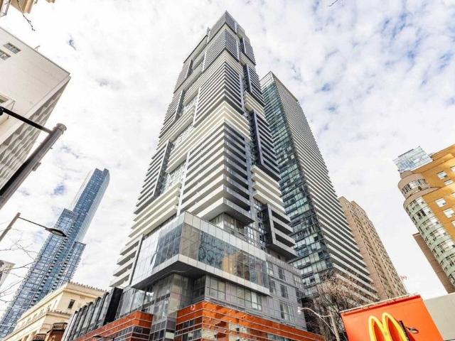 Apartment for rent in Toronto Centre, Toronto