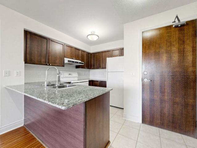 Apartment for rent in Vaughan, Golden Horseshoe