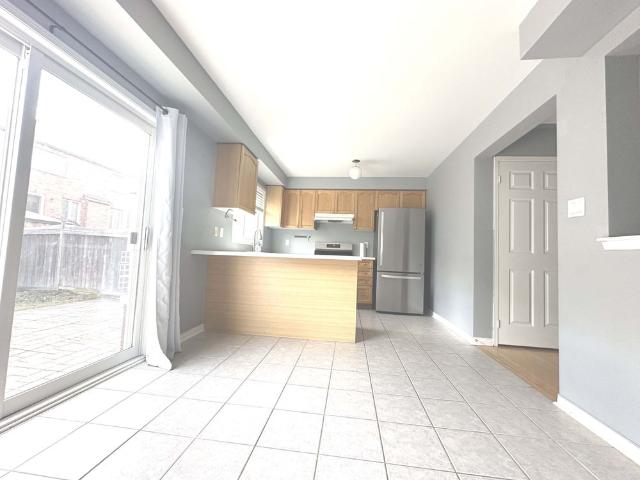 Townhouse for rent in Richmond Hill, Golden Horseshoe