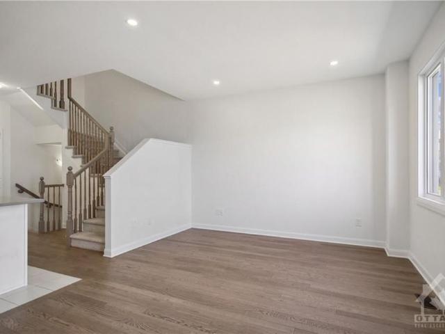 Townhouse for rent in Mulhurst Bay, Ontario