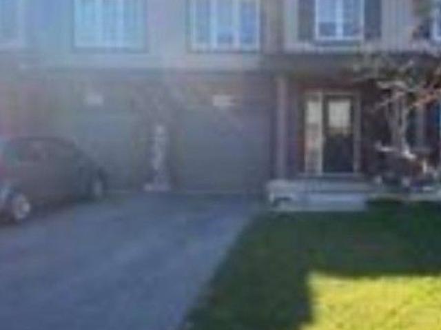 Townhouse for rent in Niagara, Ontario