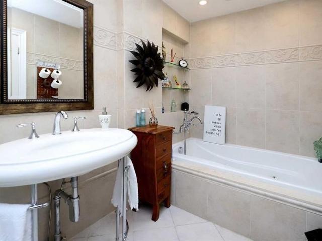 House for rent in Erindale, Mississauga