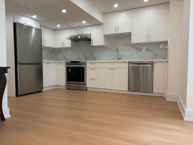Apartment for rent in Richmond Hill, Golden Horseshoe