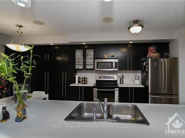 Townhouse for rent in Mulhurst Bay, Ontario