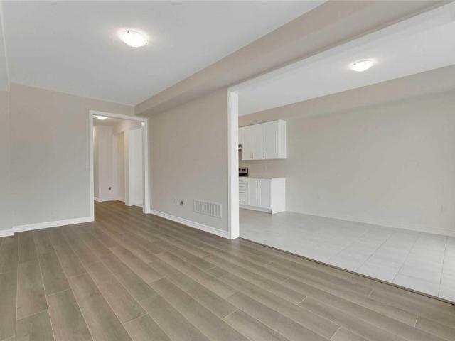 Townhouse for rent in Bradford West Gwillimbury, Ontario