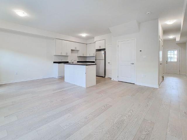 Townhouse for rent in Ancaster, Ontario