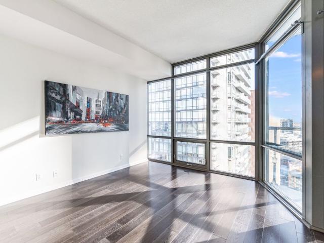 Apartment for rent in Toronto Centre, Toronto
