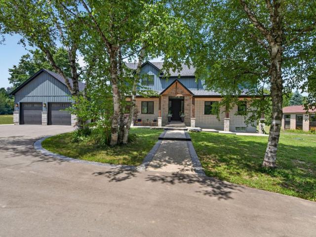 Apartment for rent in Mono, Central Ontario