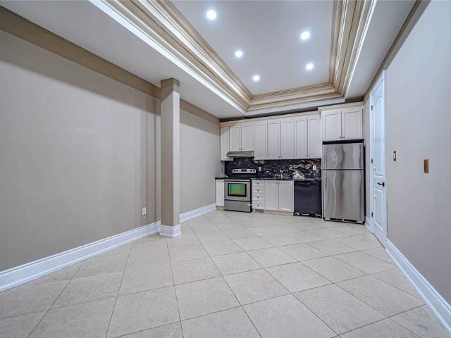 House for rent in Richmond Hill, Golden Horseshoe