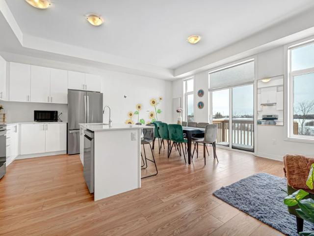 Townhouse for rent in Richmond Hill, Golden Horseshoe